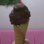 Cono cubierto de chocolate
