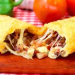 QUEIJO COM BACON