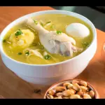 CALDO DE GALLINA CON PRESA (TAZÓN)