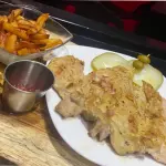 Lomo de cerdo con papas fritas
