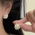 Aritos flor con zircones