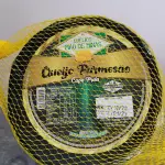 Queijo Parmesao Capa Preta