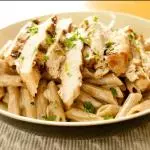 Pasta con Pollo Asado