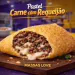 Pastel  de Carne com requeijão