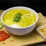 CALDO DE GALLINA SIN PRESA (TAZÓN)