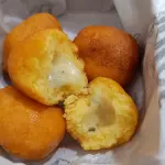 POLENTA FRITA RECHEADA COM QUEIJO