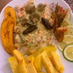 Corvina en Salsa de Marisco