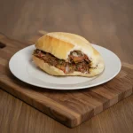 PÃO COM CARNE DE CHARQUE