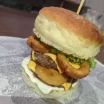 Hambúrguer duplo