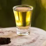 DOSE CACHAÇA