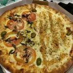 Pizza 02 Sabores ( 08 Fatias )