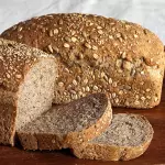 Pão de sementes e grãos germinados