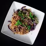 Yakisoba de Carne