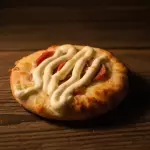 Esfiha de Calabresa e Catupiry