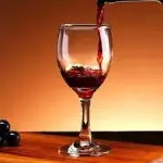 COPA VINO TINTO/ RED WINE BY GLASS