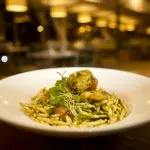 TROFIE  PESTO E LANGOSTINO