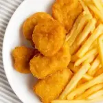 Nugget com Batata Frita Tam: M