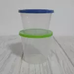 Contenedor plástico con de colores