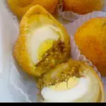 Bolinho de Ovo c/ Carne