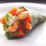 TEMAKI MISTO SALMÃO E CAMARÃO