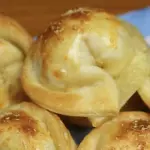 Empanada de jamón y queso