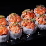 Uramaki Salmão Spice (apimentado)