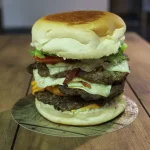 10- CAMOBURGER MONSTER + 🍟