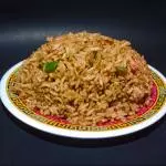 Medio litro de arroz frito