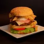 HAMBURGUESA ROYAL