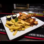BROCHETAS DE POLLO PARRILLERAS