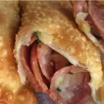 pastel de calabresa 30cm