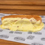 Hot dog duplo mussarela