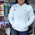 Sweater VZLA modelo Adidas blanco