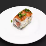 Uramaki Especial salmão e cream