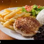 HAMBURGUESA AL PLATO SIMPLE