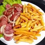74-Calabresa com fritas