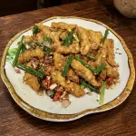 LENGUA DE PATO SALTEADO 椒盐鸭舌