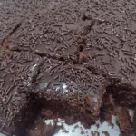 BOLO DE CHOCOLATE C/GRANULADO  kg