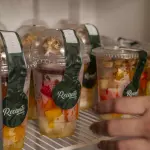 Frutas com Granola