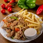 Isca de Pernil com Fritas