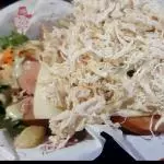Salchi Pollo y Queso