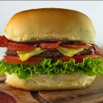 2 X BACON + FRITAS +COCA 1L