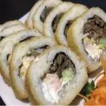 Mar y tierra maki