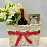 Flores + vinho + ferrero
