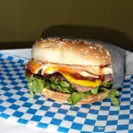 HAMBURGUESA CLASICA