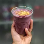 Vitamina de creme de açaí