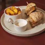 Sandwich pesto anticuchero