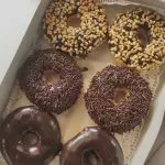 3 Donuts