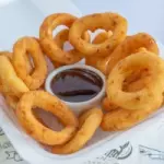 ANÉIS DE CEBOLA  PORÇÃO