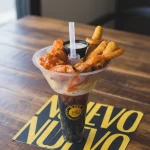 Vaso 84 con boneless  + refresco